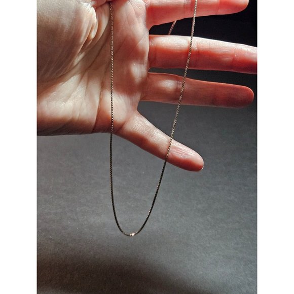 **Final Sale** Italian sterling silver box chain necklace - Picture 3 of 11